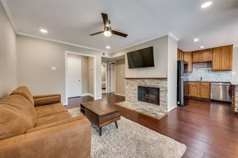 16301 Ledgemont Ln #217, Addison, TX 75001