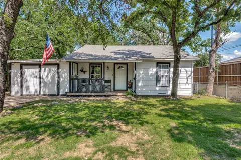 1119 Mccormick St, Denton, TX 76201