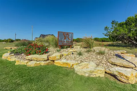 1081 Creek Crossing Rd, Nemo, TX 76070