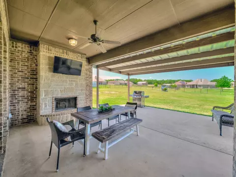 129 Spring Meadow Dr, Springtown, TX 76082 photo 25
