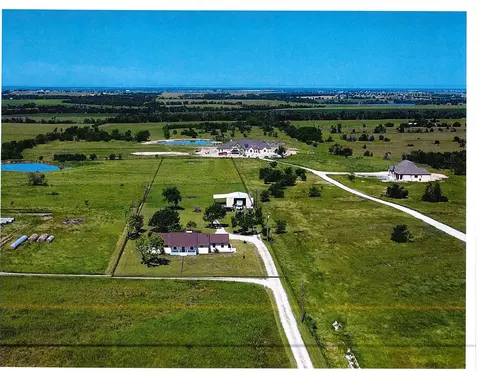 2537 County Road 247, Valley View, TX 76272