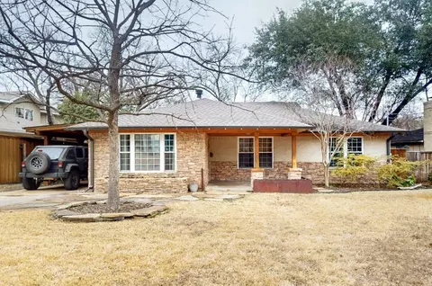6723 Blessing Dr, Dallas, TX 75214