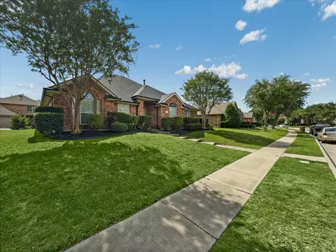 6705 Westover Dr, Rowlett, TX 75089