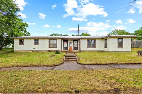 64 Pershing Dr #A & B, Denison, TX 75020