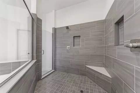 Bath - 18145 Osage Ln, Terrell, TX 75160 photo 5 of 6