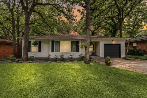 1404 Bluebonnet Trl, Arlington, TX 76013