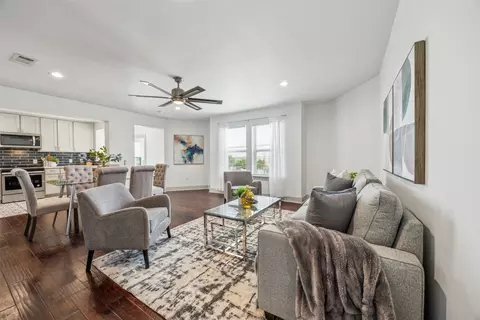 1964 W Davis St, Dallas, TX 75208