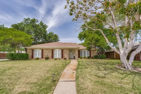 2633 Landershire Ln, Plano, TX 75023
