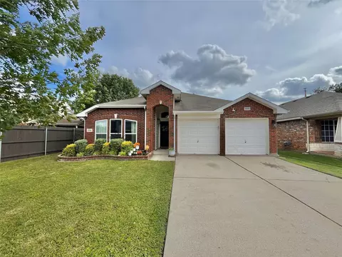 5805 Bridal Trl, Fort Worth, TX 76179