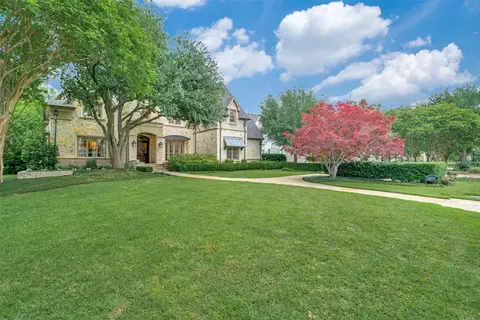 6051 Prestonshire Ln, Dallas, TX 75225