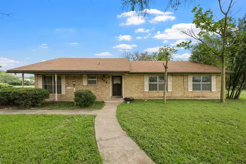 409 Georgia Ln, Robinson, TX 76706