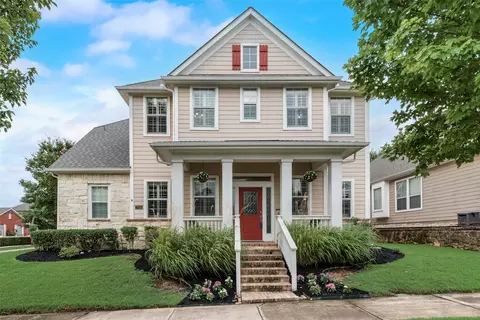 7916 Mimosa Dr, North Richland Hills, TX 76180