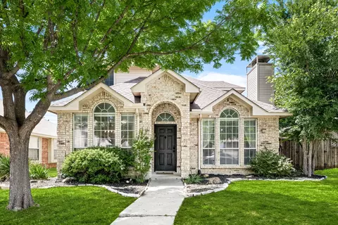 906 Kathryn Dr, Lewisville, TX 75067