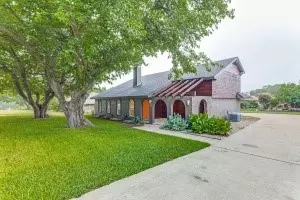 7640 Skylake Dr, Fort Worth, TX 76179