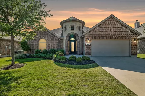 420 Traveller St, Hickory Creek, TX 75065