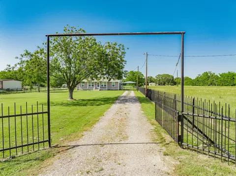 7510 County Road 118, Kaufman, TX 75142