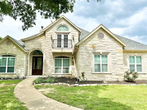2441 Waterstone Dr, Cedar Hill, TX 75104