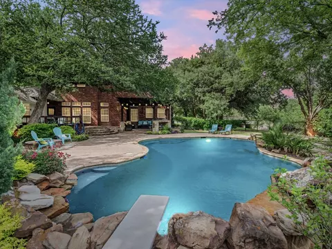1015 Quail Run Rd, Southlake, TX 76092