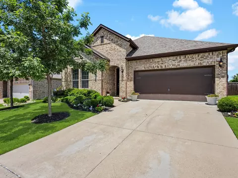 571 Mckenna Dr, Rockwall, TX 75087