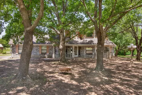 67 Melrose Cir, Denison, TX 75020