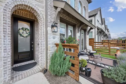 424 Somerville Dr, Mckinney, TX 75071