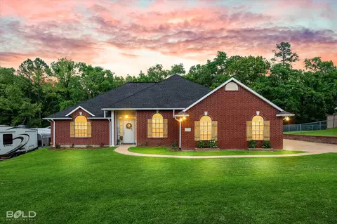 7622 Mary Ann Cir, Shreveport, LA 71107