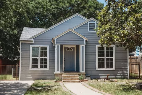 2227 Roanoke Ave, Dallas, TX 75235