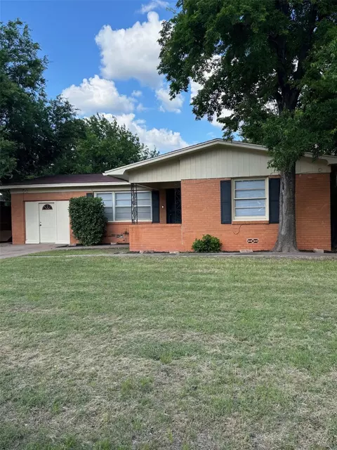 401 Briarwood St, Abilene, TX 79603
