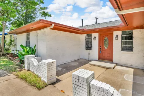 4109 Twin Falls St, Irving, TX 75062