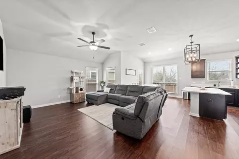 10116 Mickler Ln, Waco, TX 76708 photo 3