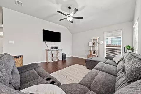 10116 Mickler Ln, Waco, TX 76708 photo 4