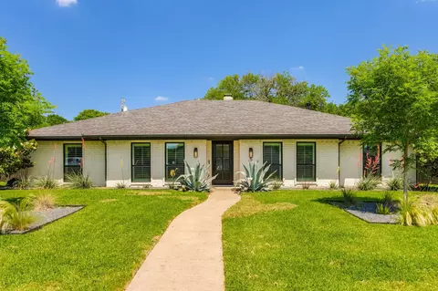 5 Walnut Creek Pl, Richardson, TX 75080