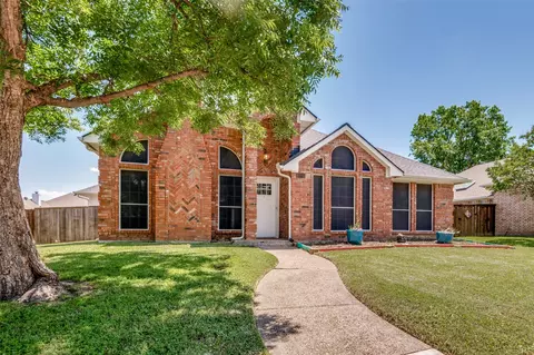 4206 Oak Mount Dr, Carrollton, TX 75010