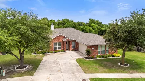 2040 Gleaner Dr, Rockwall, TX 75032