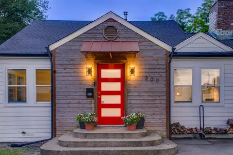1300 Mountain Lake Rd, Dallas, TX 75224