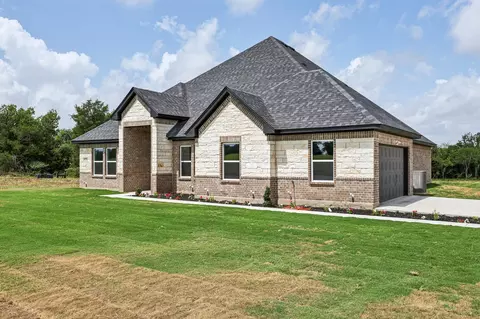 972 County Rd 4108, Greenville, TX 75401