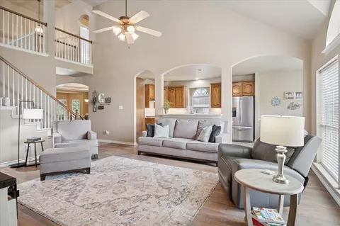 5008 Coral Creek Dr, Fort Worth, TX 76135
