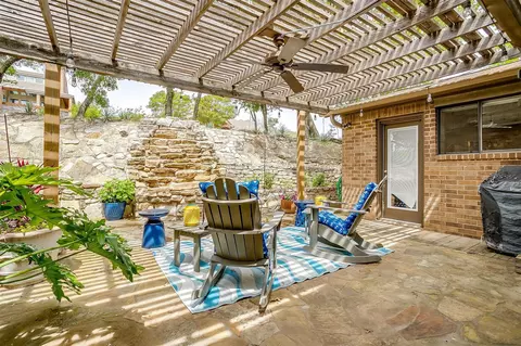 701 Terrace Dr, Weatherford, TX 76086