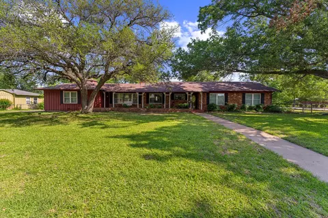 7179 Richland Rd, Richland Hills, TX 76118