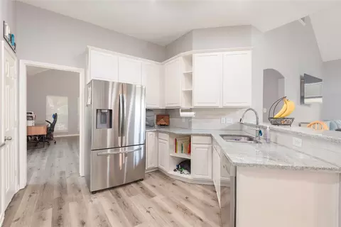 1613 Warm Springs Dr, Allen, TX 75002