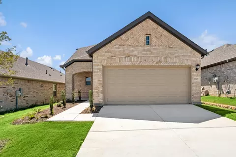 1805 Hazer Ln, Mesquite, TX 75149