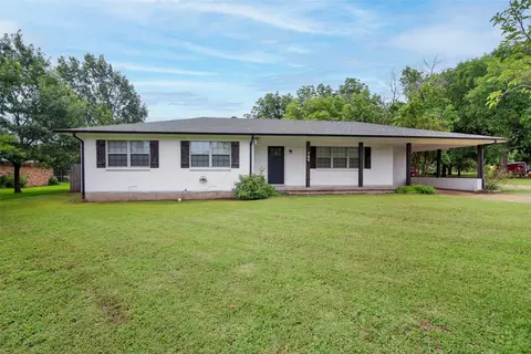 706 W Cheri Ann Dr W, Bells, TX 75414