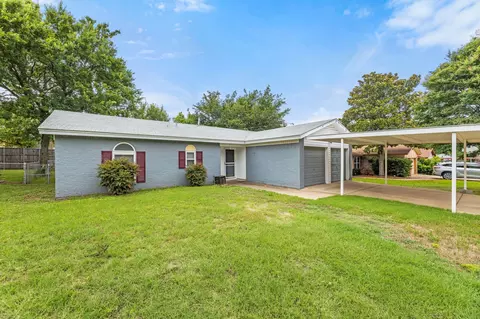 5912 Kary Lynn Dr S, Watauga, TX 76148