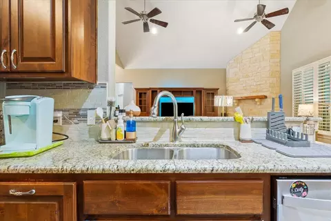 128 Creek Rdg, Waco, TX 76708 photo 18