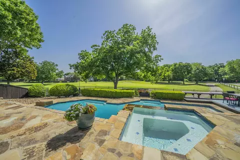 1400 Lakewood Dr, Mckinney, TX 75072