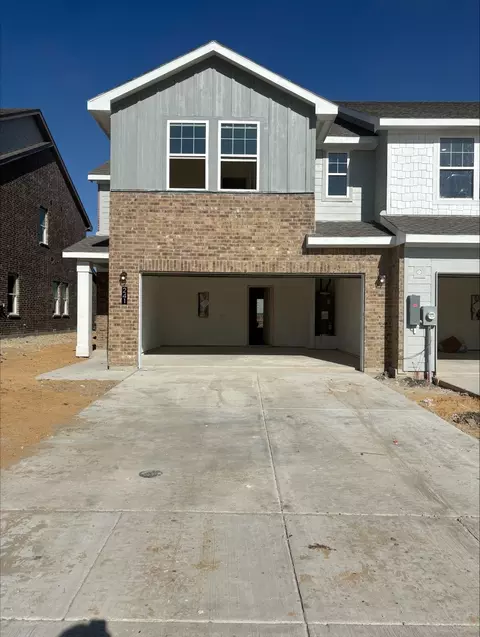 928 Berthe Ct, Cedar Hill, TX 75104