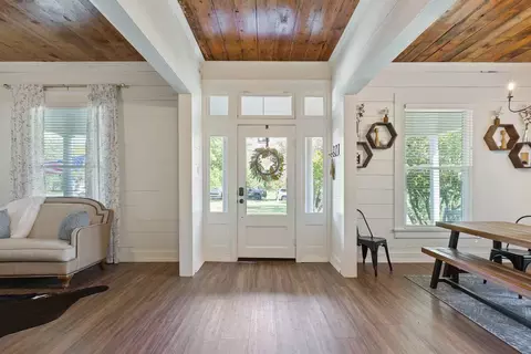 724 N Old Robinson Rd, Robinson, TX 76706