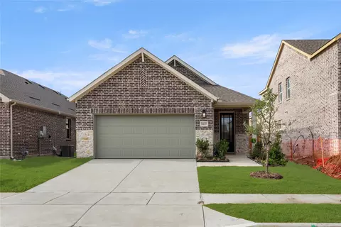 14125 Gallatin St, Pilot Point, TX 76258