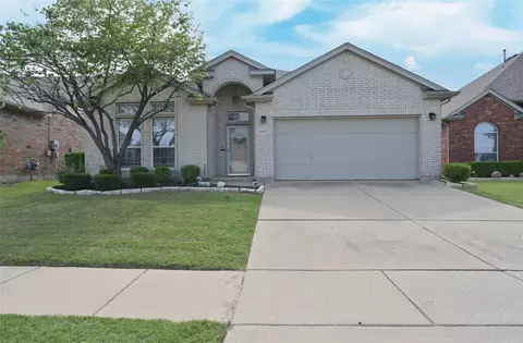 6517 Payton Dr, Fort Worth, TX 76131