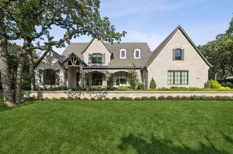 2203 Shadow Creek Ct, Southlake, TX 76092